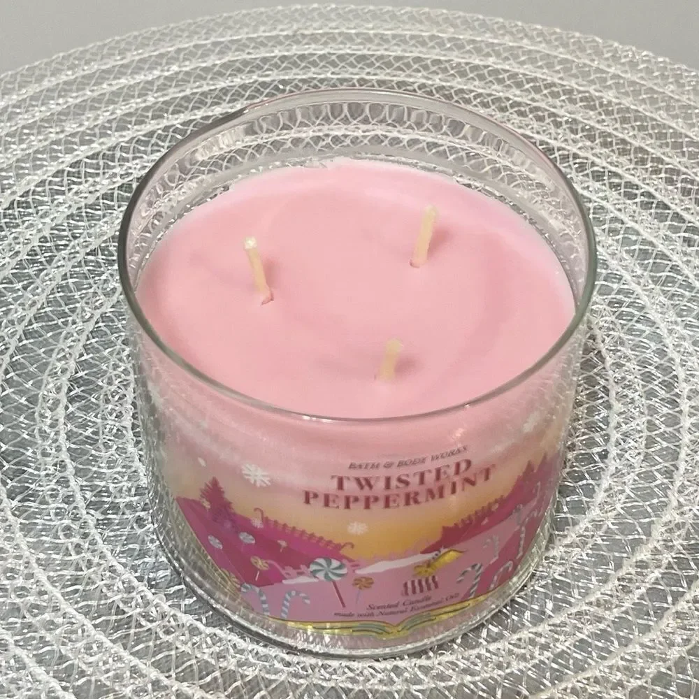 BBW Twisted Peppermint 3 Wick Candle NWT